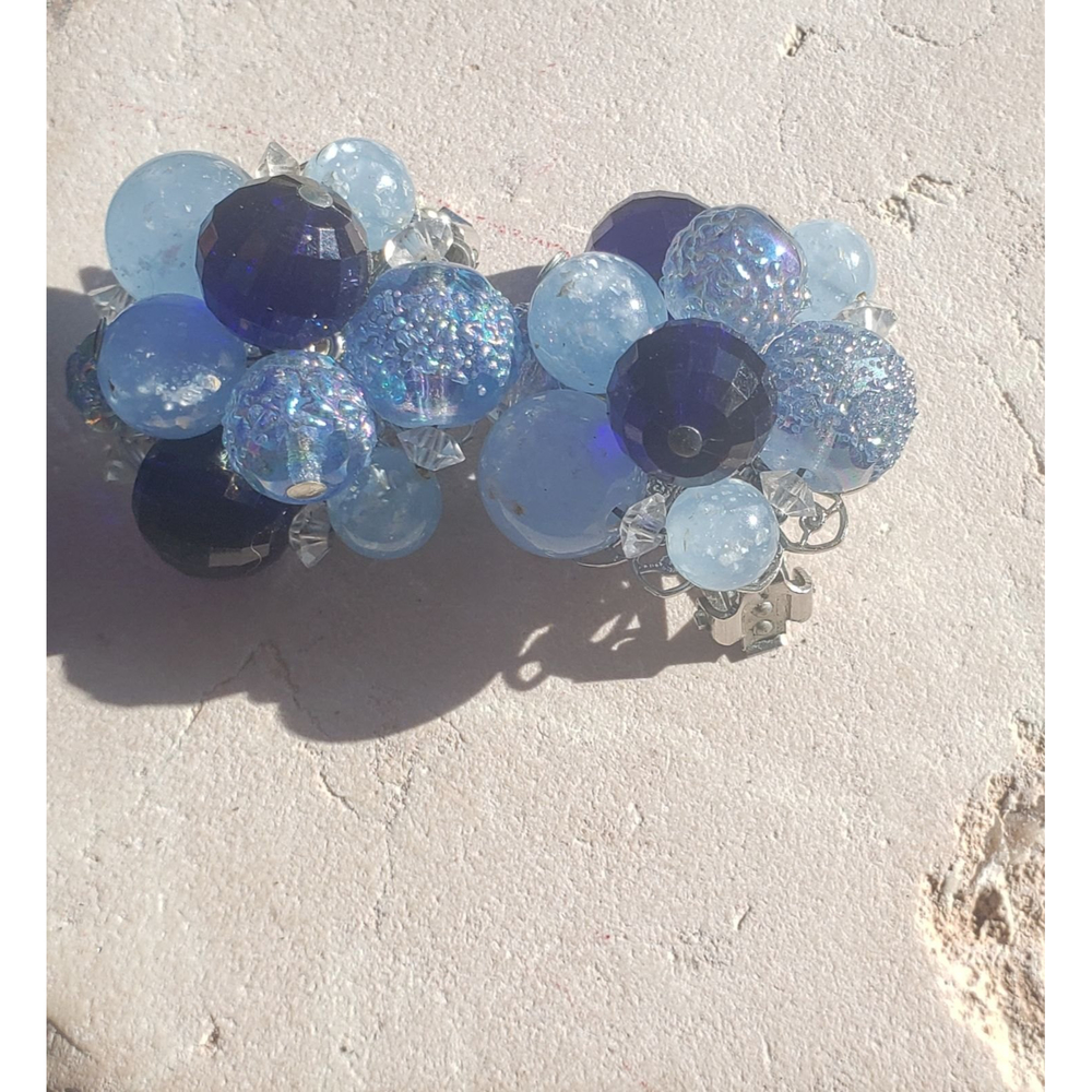 Vintage sparkly shades of blue beaded clipon earrings